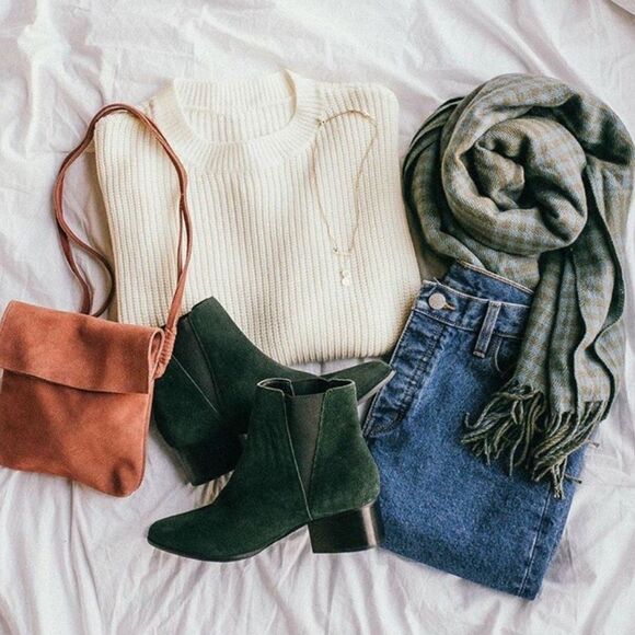 Hiatus | 5 Item Mystery Box - 1 NWT item guarenteed! - Picture 4 of 8